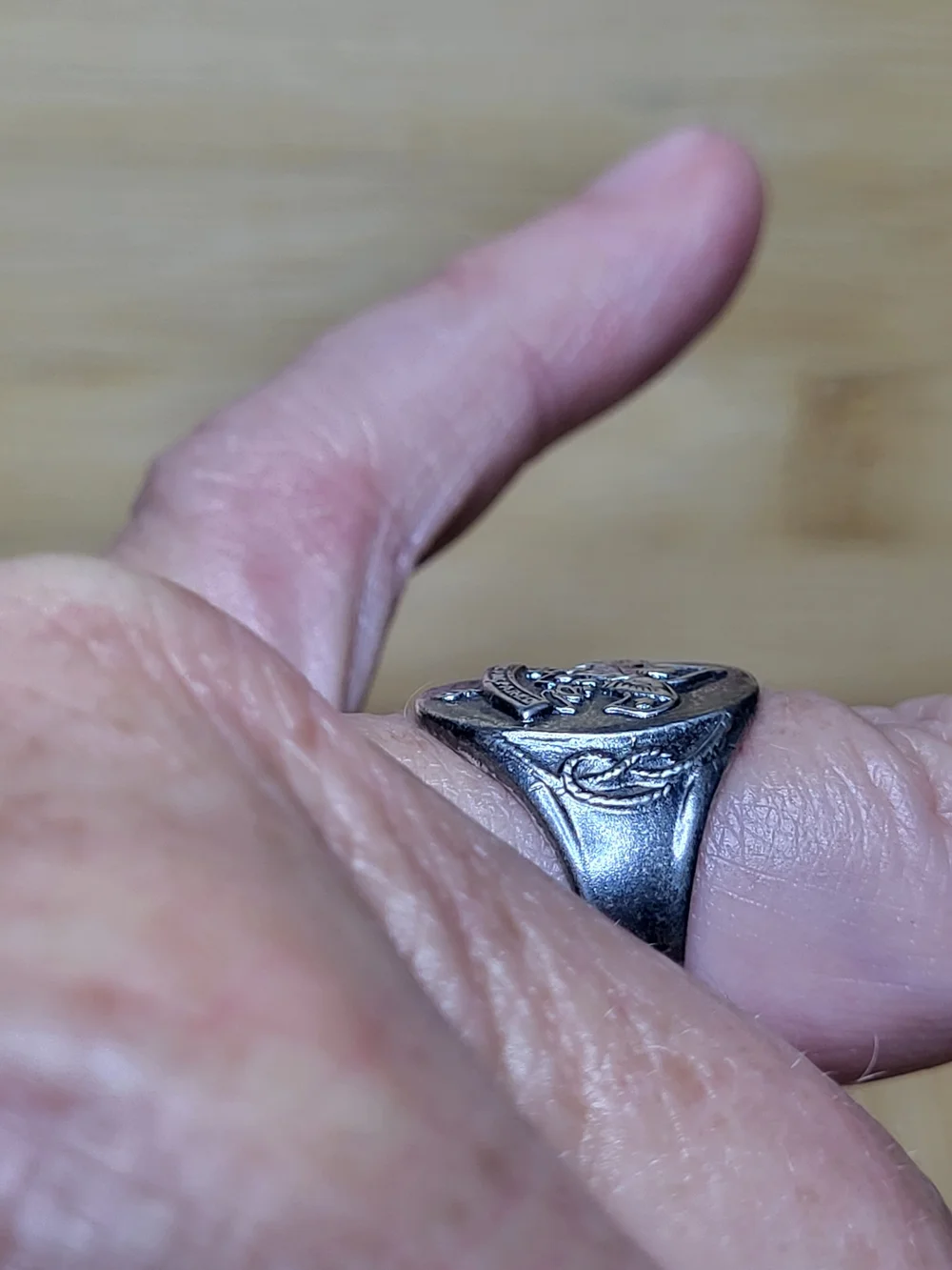 Vintage Collectable Sterling Silver Boy Scouts Emblem Signet Ring - Sz 8
